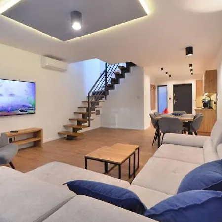 Marron 12 Z Sauna, Bawialnia I Widokiem Na Skrzyczne - Dream